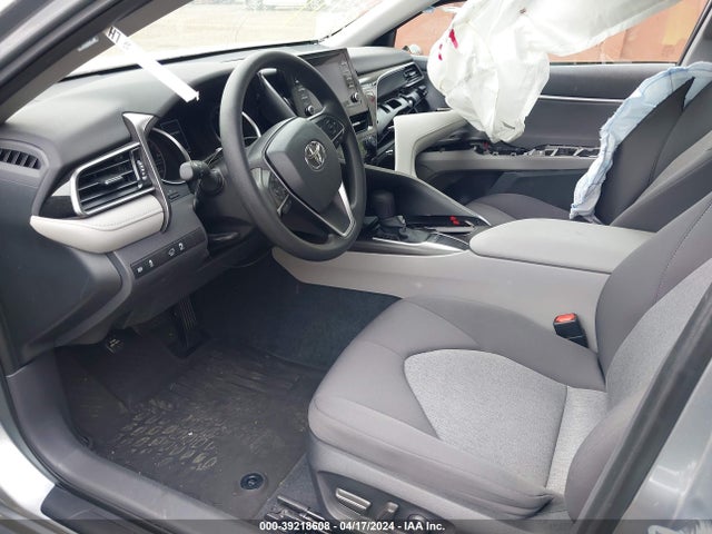 Toyota CAMRY LE 2022 4T1C11AK2NU700193 Image 5