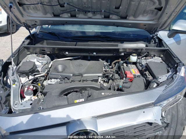 Toyota RAV4 LE 2019 JTMK1RFV8KJ003190 Image 10