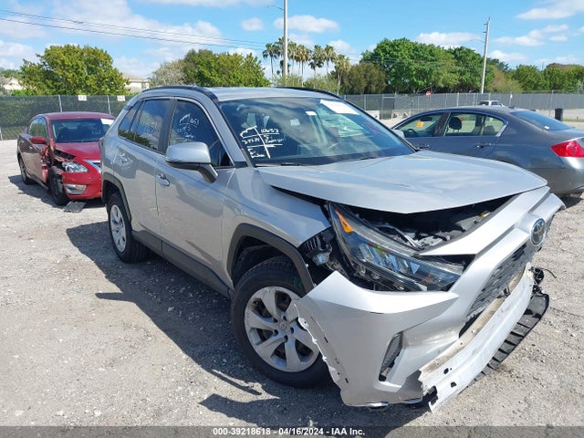 Toyota RAV4 LE 2019 JTMK1RFV8KJ003190 Image 12