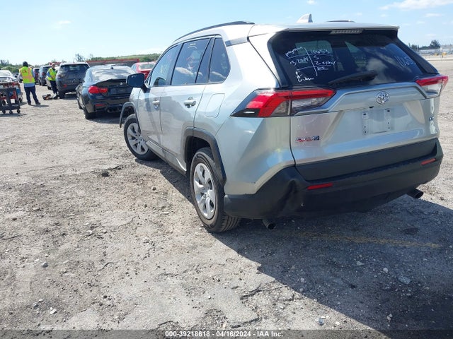 Toyota RAV4 LE 2019 JTMK1RFV8KJ003190 Image 18