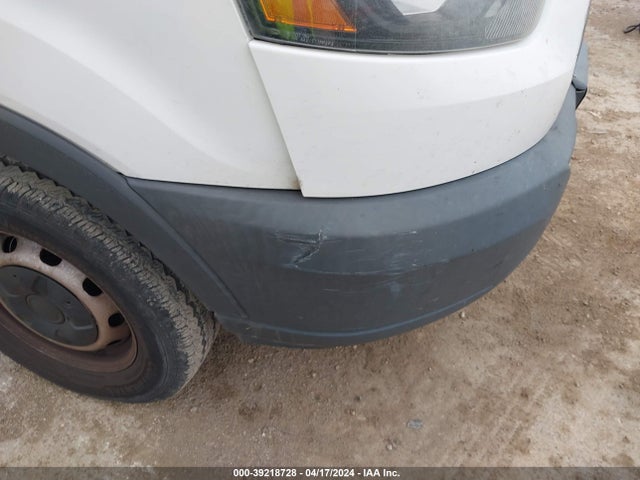 Ford Transit-150 2016 1FTYE1ZM7GKB03107 Image 17