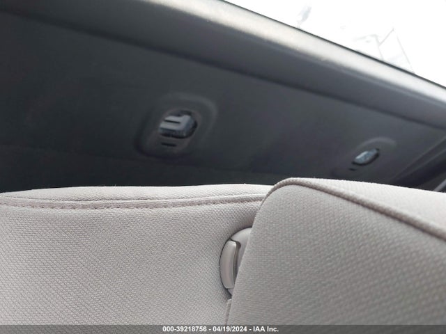 Chevrolet Silverado 1500 Wt 2018 1GCNKNEH2JZ248176 Image 8