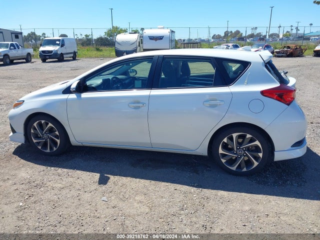 Toyota COROLLA IM 2018 JTNKARJE3JJ562132 Image 14