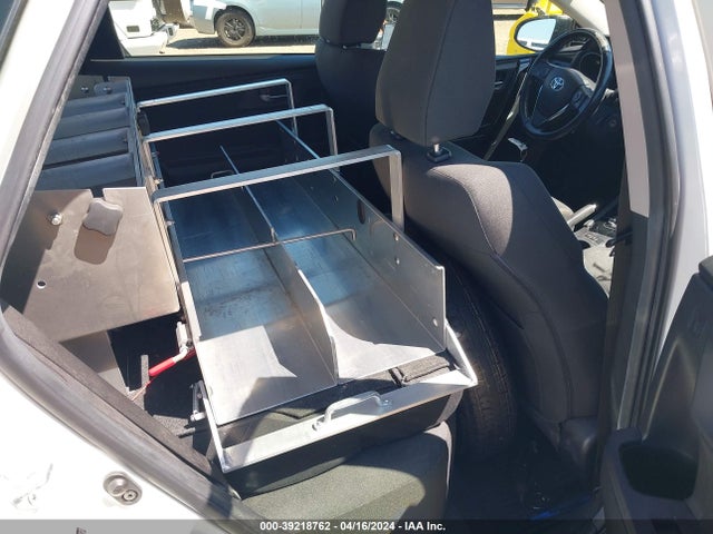 Toyota COROLLA IM 2018 JTNKARJE3JJ562132 Image 8