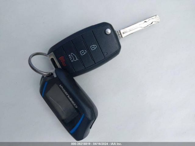 KNDJP3A50E7007489 KIA SOUL +