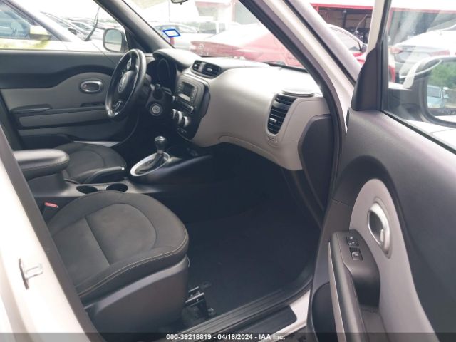 KNDJP3A50E7007489 KIA SOUL +