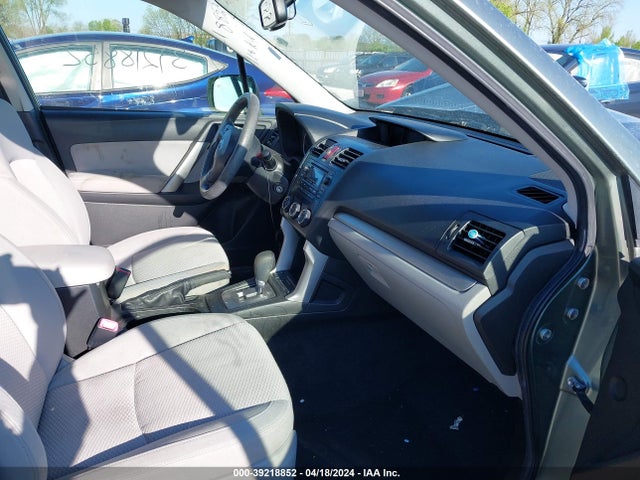 Subaru Forester 2.5i Premium 2014 JF2SJAECXEH482307 Image 5
