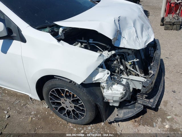 Toyota COROLLA L 2018 5YFBURHE2JP839995 Image 18
