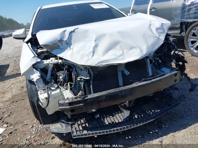 Toyota COROLLA L 2018 5YFBURHE2JP839995 Image 6