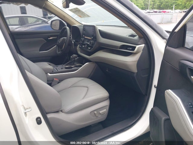 Toyota Highlander Xle 2022 5TDGZRAH8NS141304 Image 5