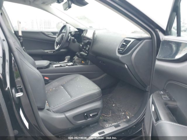 2T2GGCEZ5NC002922 Lexus Nx 350 Premium