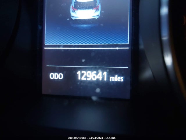 Toyota C-HR XLE 2019 NMTKHMBX6KR088490 Image 7
