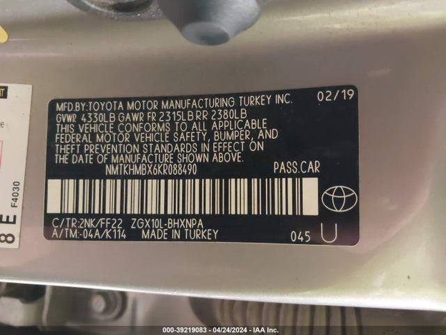 Toyota C-HR XLE 2019 NMTKHMBX6KR088490 Image 9