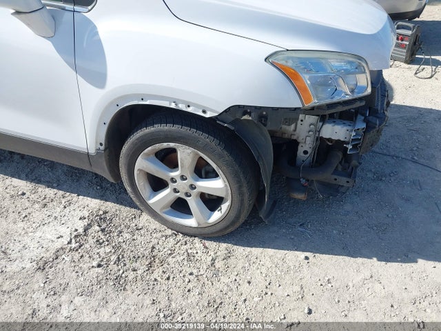 Chevrolet TRAX LTZ 2015 3GNCJNSB1FL168383 Image 13