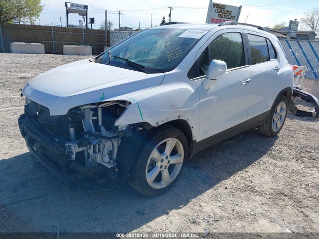 Chevrolet TRAX LTZ 2015 3GNCJNSB1FL168383 Image 2