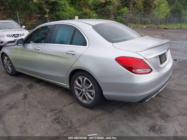 55SWF4JB2FU066915 Mercedes-Benz C 300 Luxury/sport