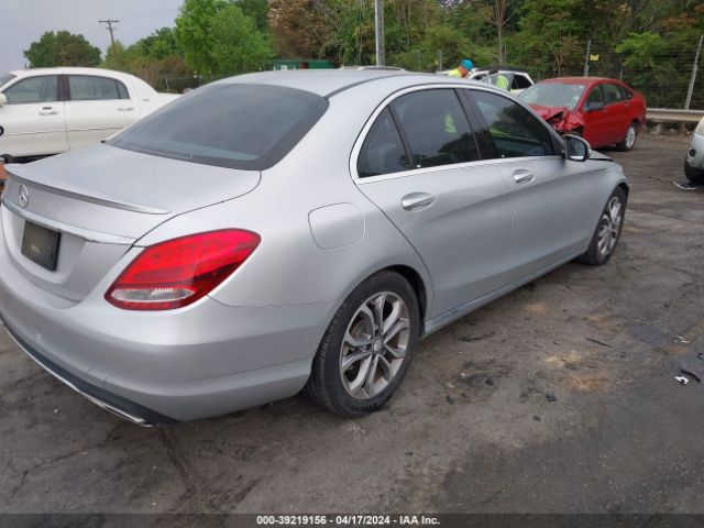 55SWF4JB2FU066915 Mercedes-Benz C 300 Luxury/sport