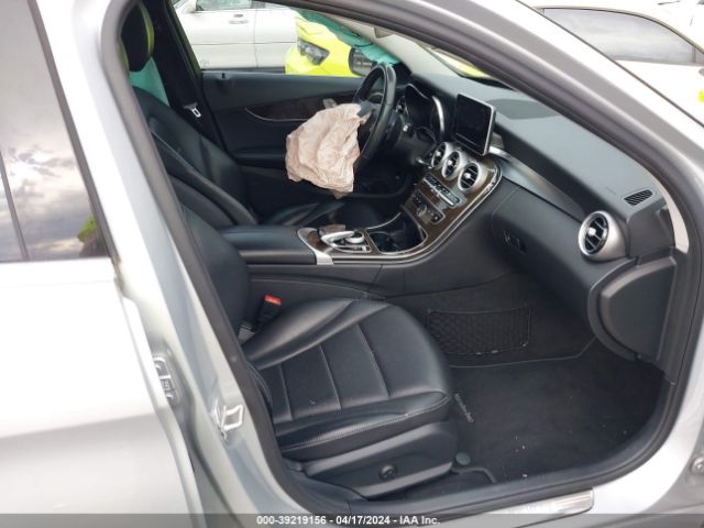 55SWF4JB2FU066915 Mercedes-Benz C 300 Luxury/sport