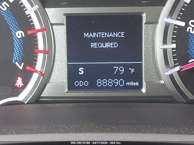 Toyota 4RUNNER SR5 2018 JTEZU5JR2J5167689 Image 15