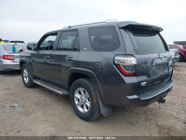 Toyota 4RUNNER SR5 2018 JTEZU5JR2J5167689 Image 3