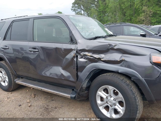 Toyota 4RUNNER SR5 2018 JTEZU5JR2J5167689 Image 6