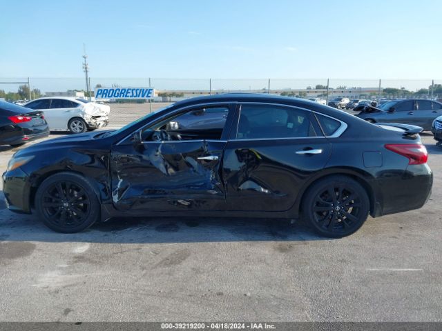 1N4AL3AP5HC193254 Nissan Altima 2.5 Sr