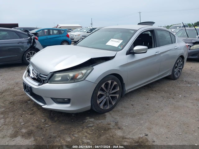 Honda Accord Sport 2015 1HGCR2F50FA136490 Image 2