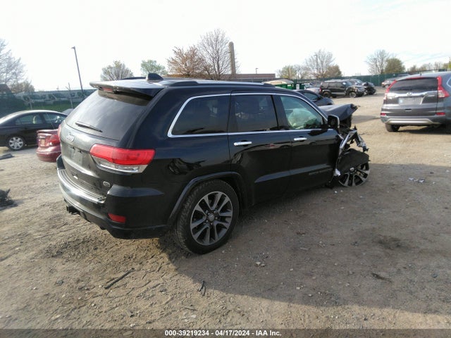1C4RJFCT3HC880523 Jeep Grand Cherokee Overland 4x4