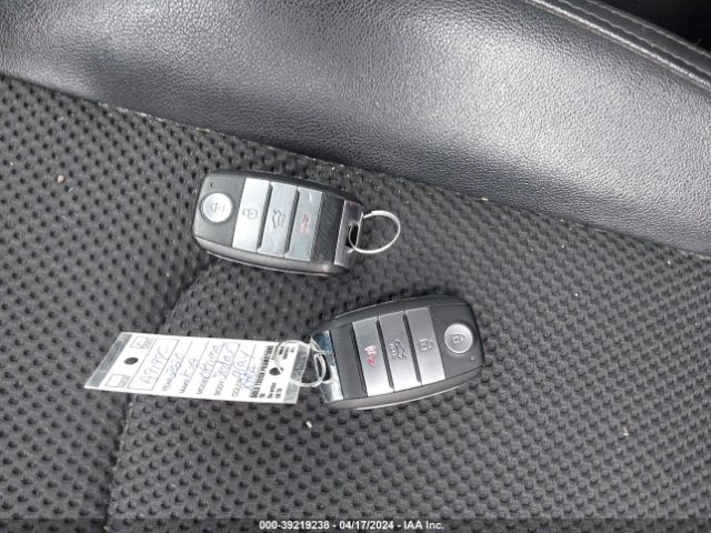 5XXGT4L36LG403387 KIA Optima S