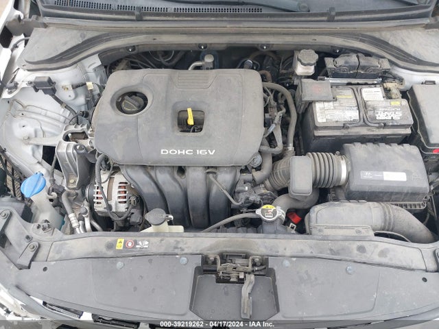 Hyundai ELANTRA SE 2017 KMHD74LF1HU402047 Image 10
