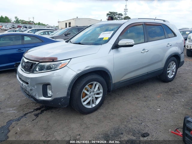 KIA SORENTO LX 2014 5XYKT4A68EG456761 Image 2