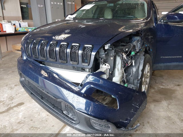 Jeep Cherokee Latitude 2015 1C4PJMCS6FW589254 Image 6