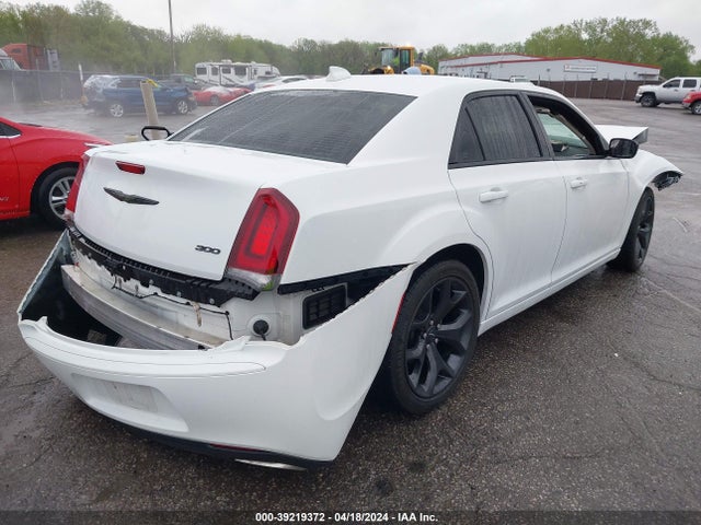 2C3CCAAG5MH558339 Chrysler 300 Touring