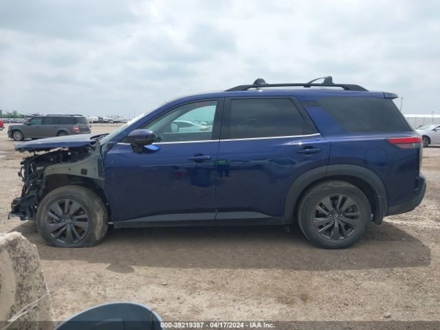 5N1DR3BA6NC255378 Nissan Pathfinder Sv 2wd