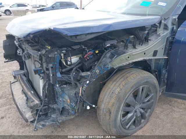5N1DR3BA6NC255378 Nissan Pathfinder Sv 2wd
