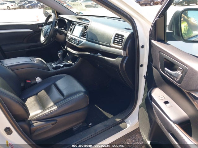 Toyota Highlander Xle V6 2016 5TDJKRFH7GS271757 Image 5