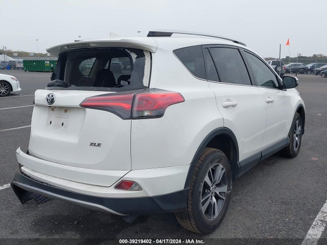 Toyota Rav4 Xle 2016 JTMWFREV1GJ073352 Image 4