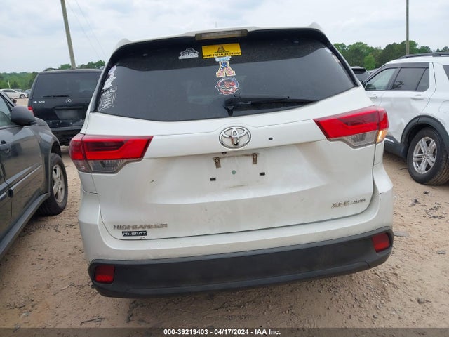 Toyota Highlander Xle 2017 5TDJZRFH2HS513383 Image 16