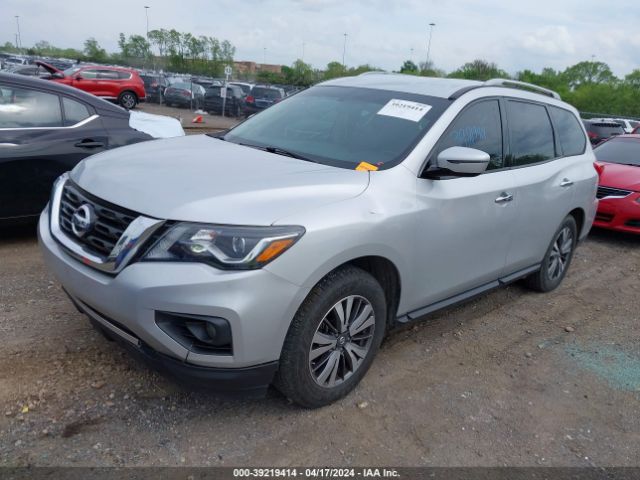 5N1DR2MN0JC622084 Nissan Pathfinder Sv