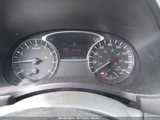 5N1DR2MN0JC622084 Nissan Pathfinder Sv