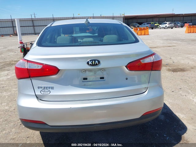 KIA FORTE LX 2015 KNAFK4A65F5433417 Image 16