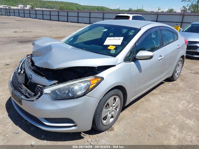 KIA FORTE LX 2015 KNAFK4A65F5433417 Image 2