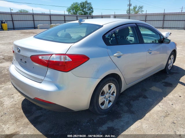 KIA FORTE LX 2015 KNAFK4A65F5433417 Image 4