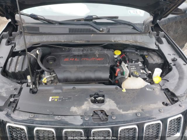 3C4NJCAB7JT211155 Jeep Compass Sport Fwd