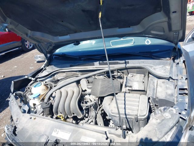 3VW2K7AJ5FM423890 Volkswagen Jetta 2.0l S