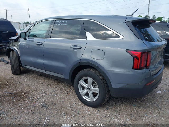 KIA SORENTO LX 2023 5XYRGDLC9PG182317 Image 3