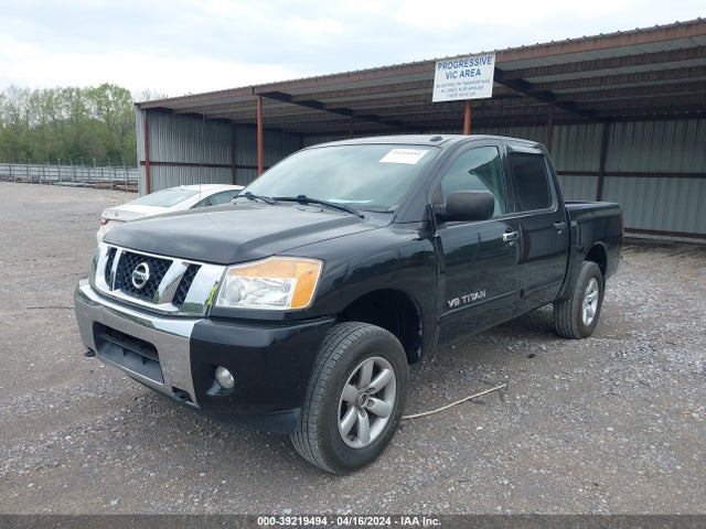 Nissan TITAN SV 2014 1N6BA0EC2EN516862 Image 2