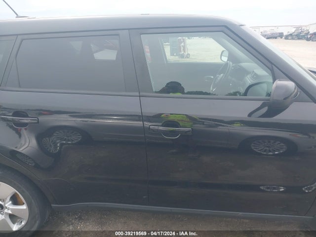KIA Soul 2017 KNDJN2A27H7885298 Image 14