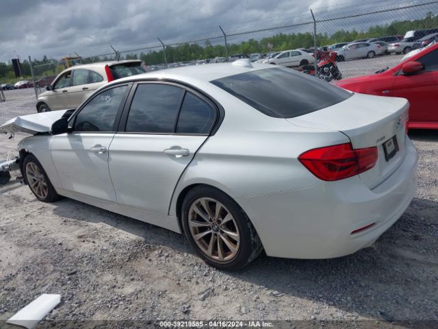 WBA8A3C52JA494539 BMW 320i Xdrive