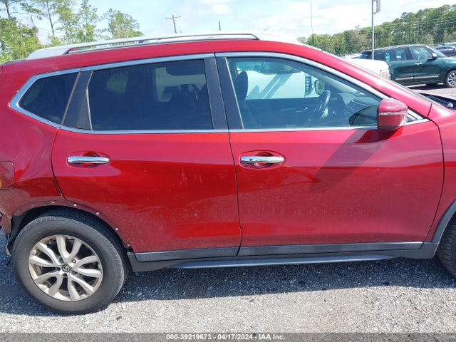 Nissan ROGUE SV 2018 5N1AT2MT7JC715588 Image 13